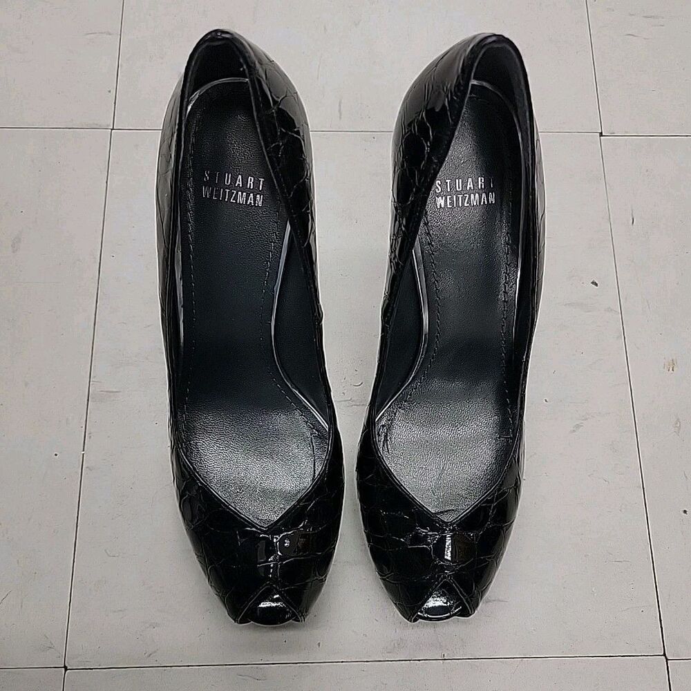 Stuart Weitzman Patent Leather Pumps Snake Skin Pattern Size 9